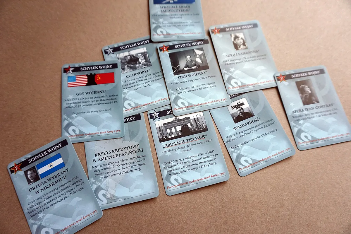 StareGranie: Zimna Wojna (3 ed.) — gra na stole Angry BoardGamer, zdjęcie 14
