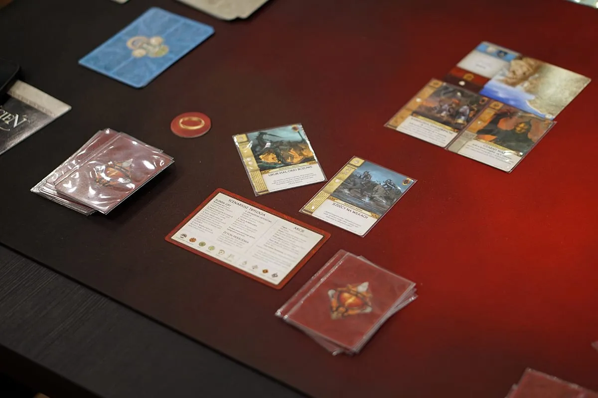 Wojna o Pierścień: Gra Karciana — gra na stole Angry BoardGamer, zdjęcie 8