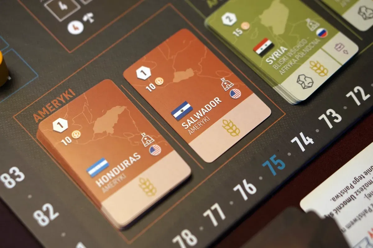 World Order — gra na stole Angry BoardGamer, zdjęcie 7