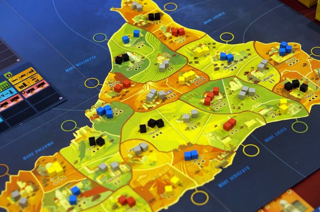 Mapa gry z drewnianymi kostkami